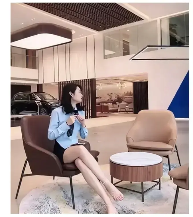 佳木斯新玛特迪桑特女销售事件完整现场视频在线观看 - 佳木斯新玛特迪桑特导购事件后续结果 - 全网震惊破防说不出话 - 免费播放高清无广告